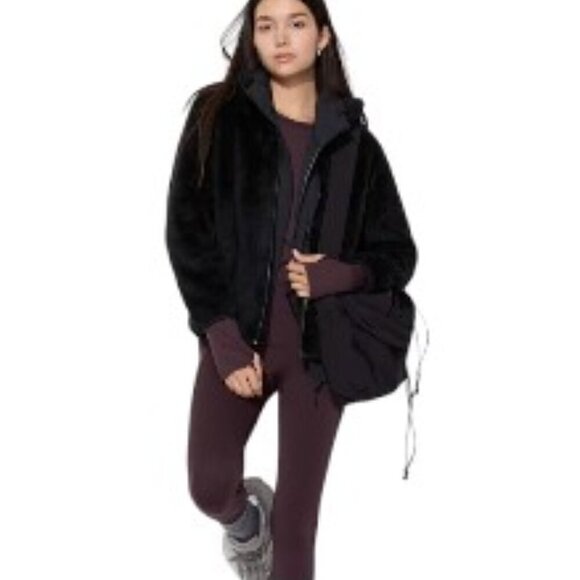 NWT Uniqlo Fluffy Yarn Fleece Full-Zip Jacket - Picture 1 of 7